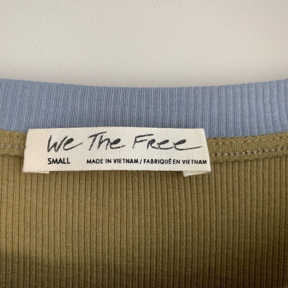 Free People We the Free Feelin It Tee . - Picture 12 of 16